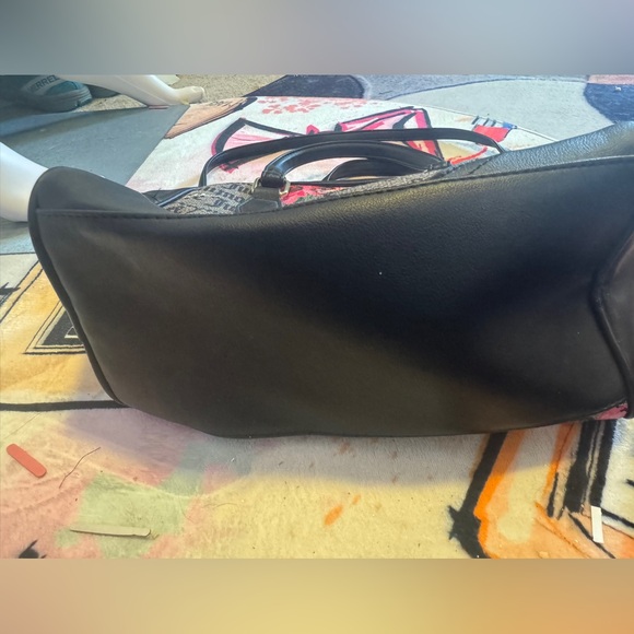 Juicy couture black gray with flowers purse/ handbag - Picture 4 of 16